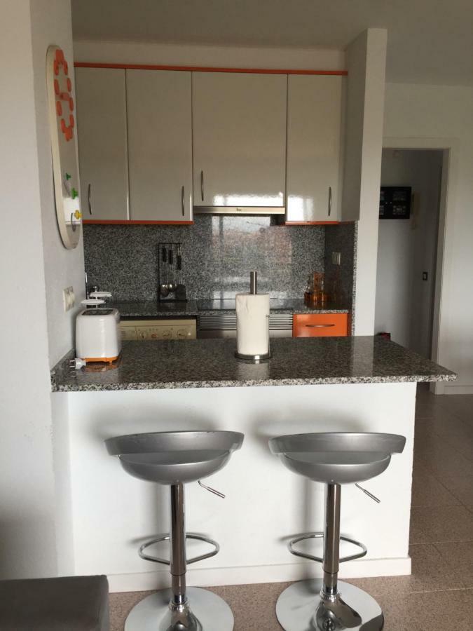 Bonito Y Acogedor Apartamento Con Fibra Salou Exterior photo