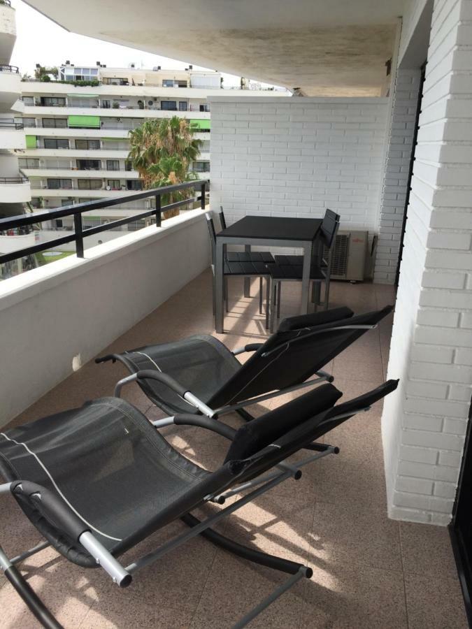 Bonito Y Acogedor Apartamento Con Fibra Salou Exterior photo