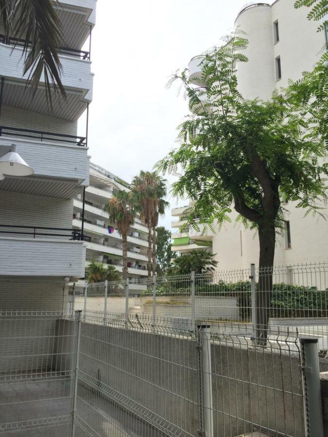 Bonito Y Acogedor Apartamento Con Fibra Salou Exterior photo